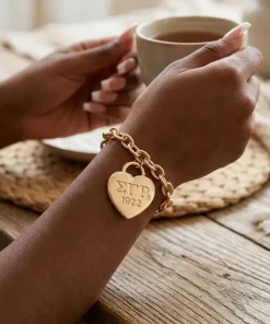 Alternative view of SGRHO Gold 1922 Legacy Heart Lock Chain Bracelet